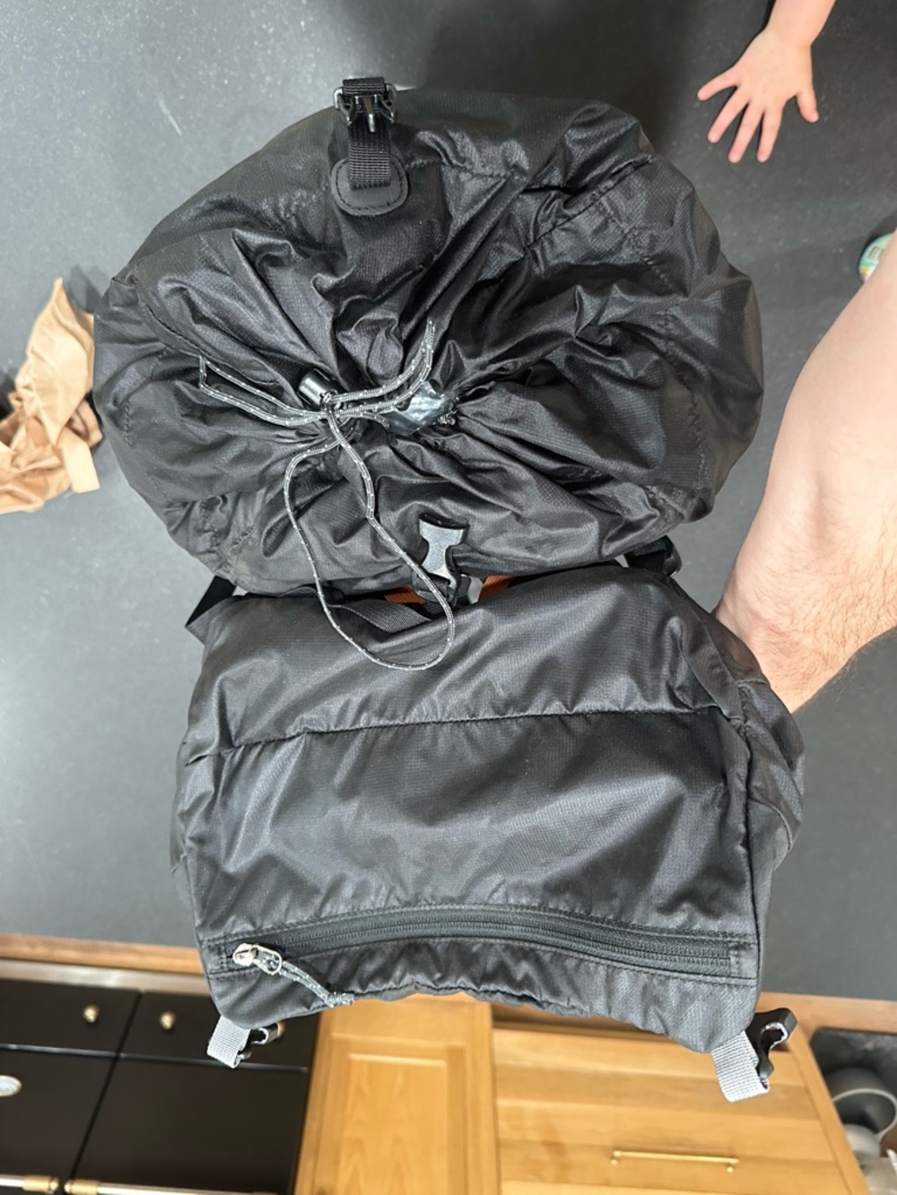 Arc'teryx Axios 35L Hiking Backpack - Black - Rare/Discontinued - Picture 10 of 13